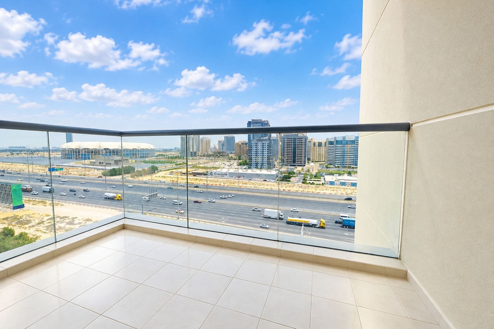City View | Well-Maintained | Huge layout