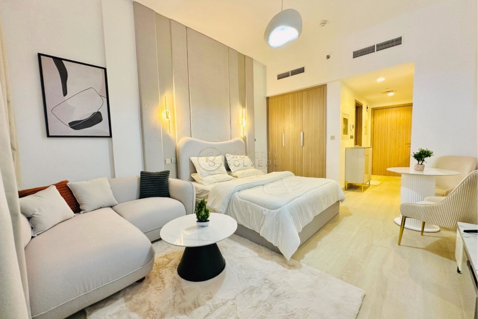 Upgraded Unit | Fully Furnished | Huge Layout