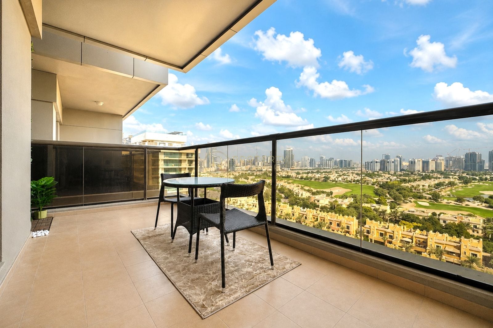 Full Golf View | Large 1BR Layout | VACANT UNIT!