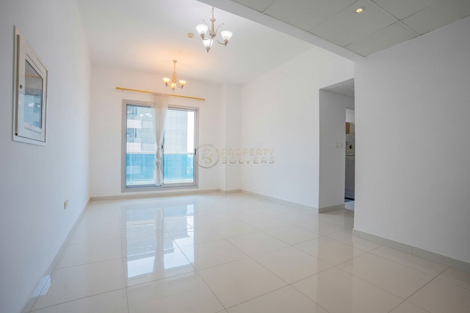 HUGE 2BR Unit | Community View | Multiple Chqs
