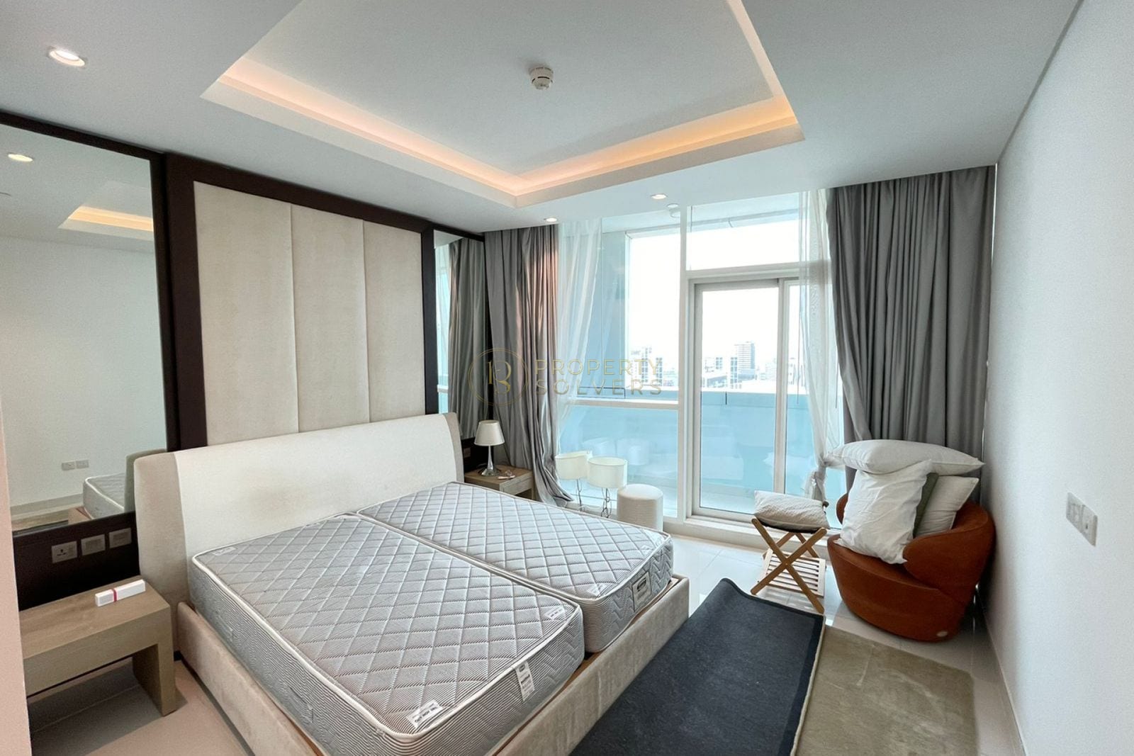 Elegant Unit| High Floor Furnished |Downtown Views